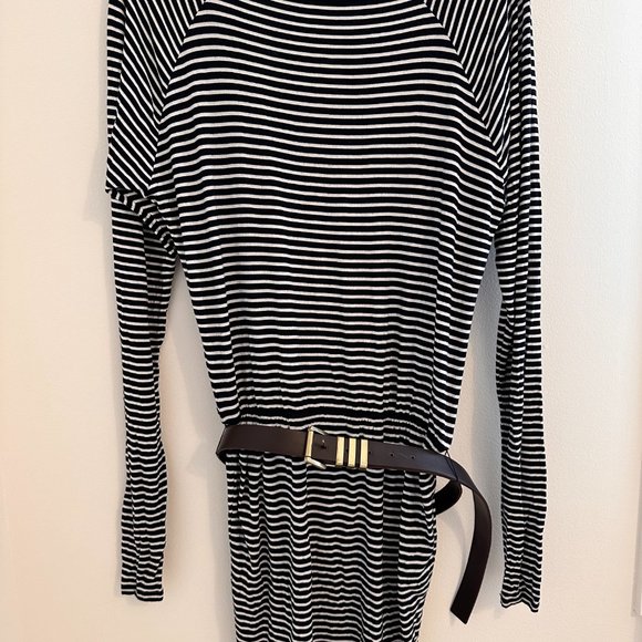 Michael Kors striped dress with belt - Picture 2 of 8